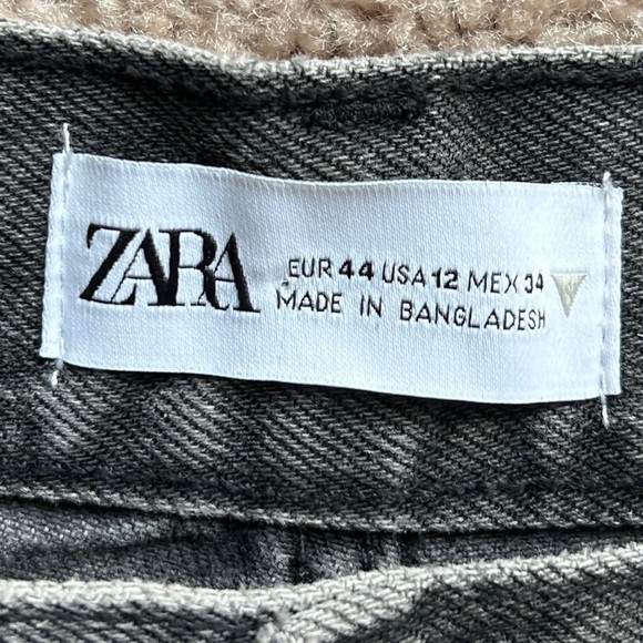 Zara Low Rise Straight Leg Black Denim Jeans Size 12 - Picture 7 of 12